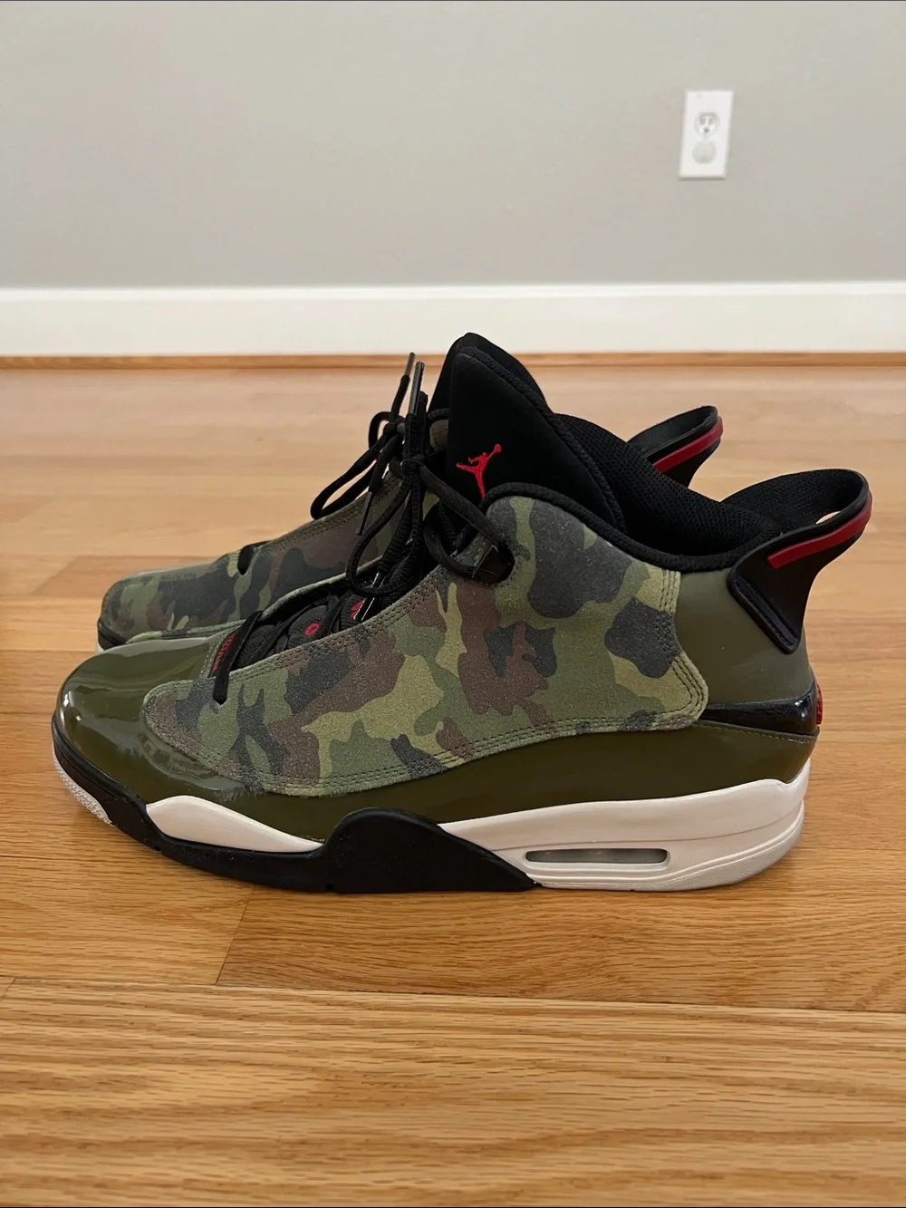 Jordan Camouflage Basketball Shoes in Olive Green and Black with Red Accents